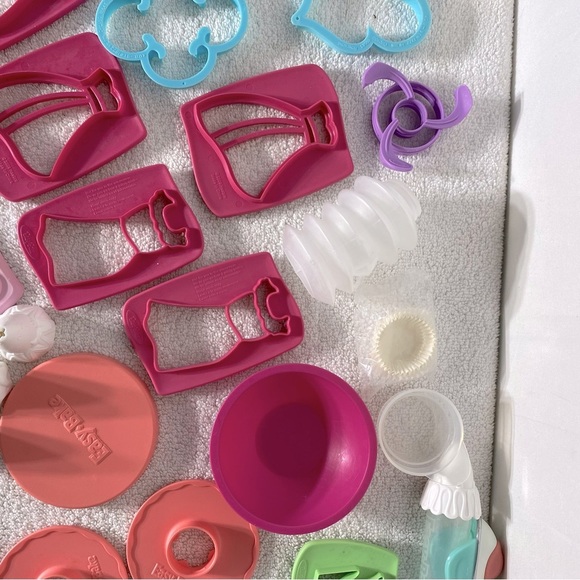 Easy Bake Oven Baking Accessories Tools Lot (50+ items) Replacement Parts - Picture 10 of 13